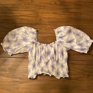 Levi’s cropped puffer sleeve top